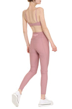 Carica l'immagine nel visualizzatore di Gallery, Crop top Passio con logo - ROTATE Sunday
