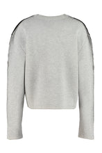 Carica l'immagine nel visualizzatore di Gallery, Pullover con scollo a V
