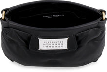 Carica l'immagine nel visualizzatore di Gallery, Clutch in pelle con logo
