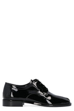 Carica l'immagine nel visualizzatore di Gallery, Scarpe stringate Tabi in vernice
