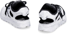 Carica l'immagine nel visualizzatore di Gallery, MM x Reebok - Sneakers low-top Tabi in pelle
