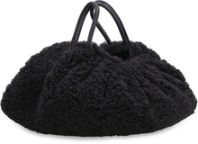 Carica l'immagine nel visualizzatore di Gallery, Borsa a secchiello Scrunch in eco-shearling
