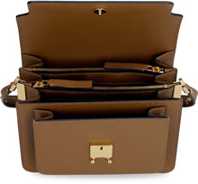 Carica l'immagine nel visualizzatore di Gallery, Borsa a spalla Trunk in pelle
