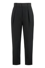 Load image into Gallery viewer, Tibet carrot-fit cotton pants

