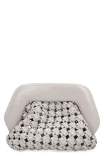 Carica l'immagine nel visualizzatore di Gallery, Clutch Gea Knots Shiny in ecopelle
