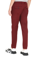 Carica l'immagine nel visualizzatore di Gallery, Pantaloni chino Prince in cotone stretch
