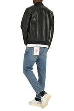 Carica l'immagine nel visualizzatore di Gallery, Bomber reversibile in pelle e Re-Nylon
