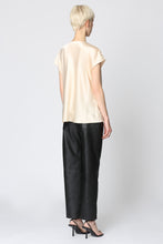 Carica l'immagine nel visualizzatore di Gallery, Blusa in seta
