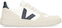 Carica l'immagine nel visualizzatore di Gallery, Sneakers low-top V-10
