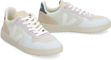 Carica l'immagine nel visualizzatore di Gallery, Sneakers low-top V-10
