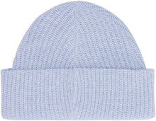 Carica l'immagine nel visualizzatore di Gallery, Cappello in maglia con ricamo
