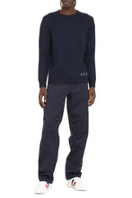 Load image into Gallery viewer, Crew-neck wool sweater
