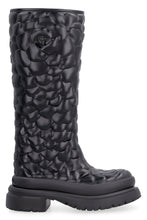 Load image into Gallery viewer, Valentino Garavani - Atelier Shoes 03 Rose Edition rubber boots
