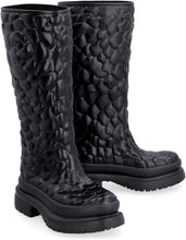 Load image into Gallery viewer, Valentino Garavani - Atelier Shoes 03 Rose Edition rubber boots
