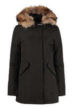 Carica l'immagine nel visualizzatore di Gallery, Arctic Parka classico
