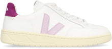 Carica l'immagine nel visualizzatore di Gallery, Sneakers low-top V-12
