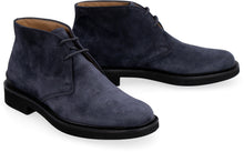 Carica l'immagine nel visualizzatore di Gallery, Desert boots in suede
